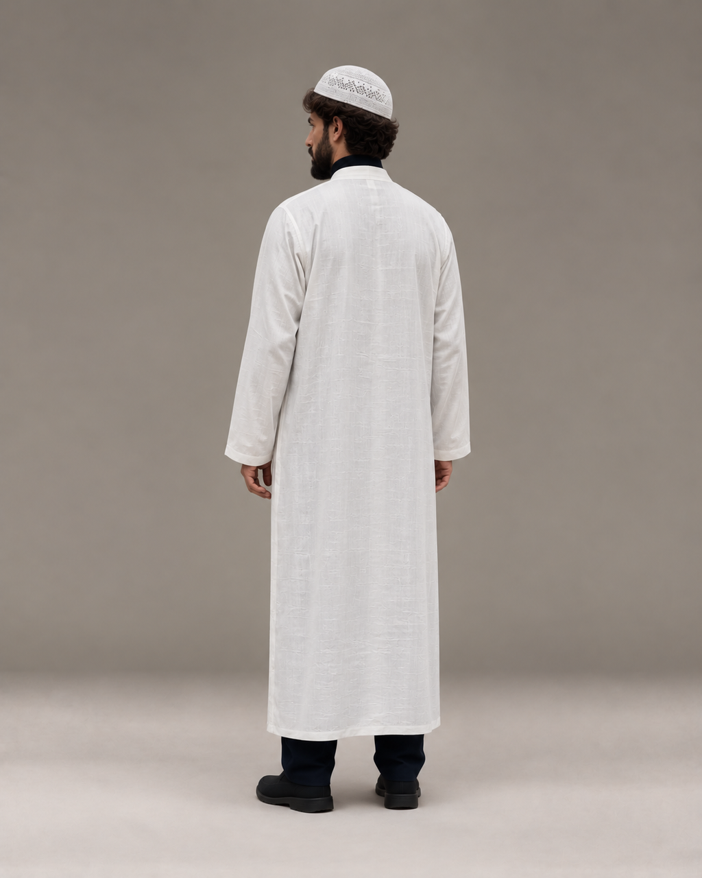 Aerobin Rahat Kesim Namaz Cübbesi – Beyaz